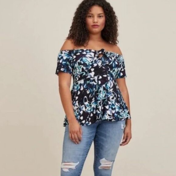630-12 Torrid Super Soft Knit Floral Babydoll Blue Off Shoulder Top Size 1 (14/1 - Picture 2 of 14